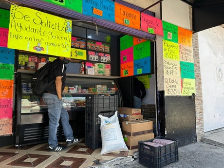 Ya he realizado varios pedidos y siempre recibo mis productos completos y a tiempo.